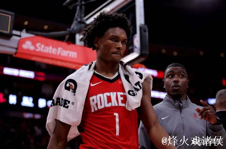 卡姆-斯潘塞单场27分刷新职业新高,快船成背景板 卡姆-斯潘塞单场27分刷新职业新高,快船成背景板